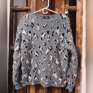 Papillon Teal Fuzzy Cheetah Textured Animal Print Soft Sweater Size Medium